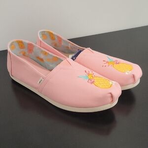 Pink Embroidered Pinnapple TOMS